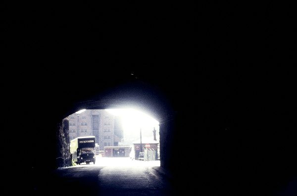 BW197-2-15-2-4 image BW197-2-15-2-4