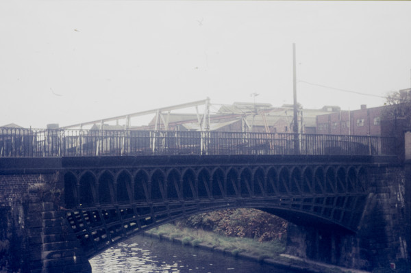 BW197-2-13-29-4 image BW197-2-13-29-4