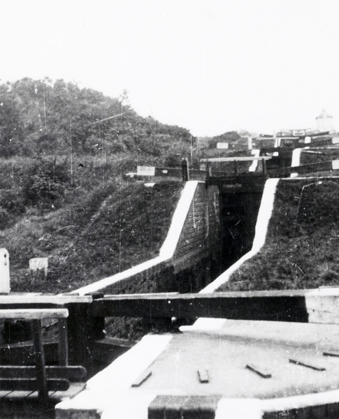 R0914 image R0914