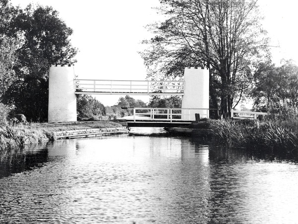 R0224 image R0224