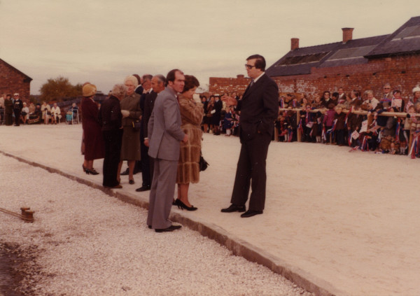 crt_qvisit_14 image crt_qvisit_14