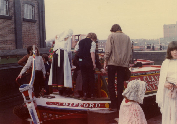 crt_qvisit_44 image crt_qvisit_44