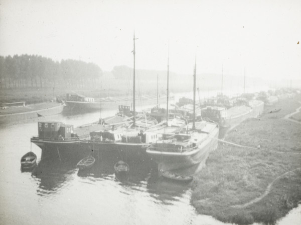 BW197-1-2-5 image BW197-1-2-5