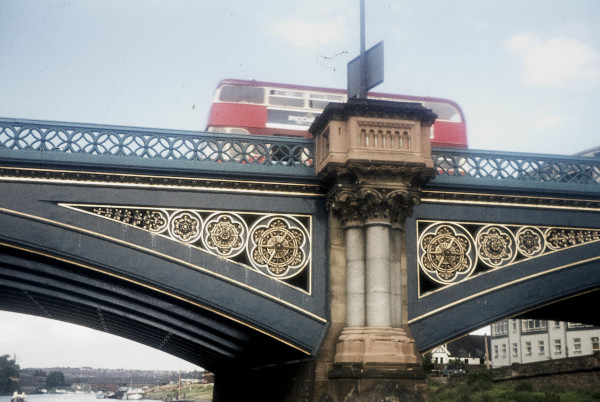 BW197-2-21-12-5 image BW197-2-21-12-5