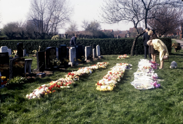 BW197-2-18-24-5 image BW197-2-18-24-5