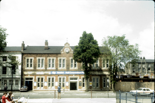 BW197-2-28-37-5 image BW197-2-28-37-5