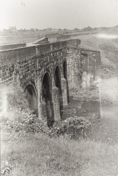 BW192-3-2-1-13-15 image BW192-3-2-1-13-15