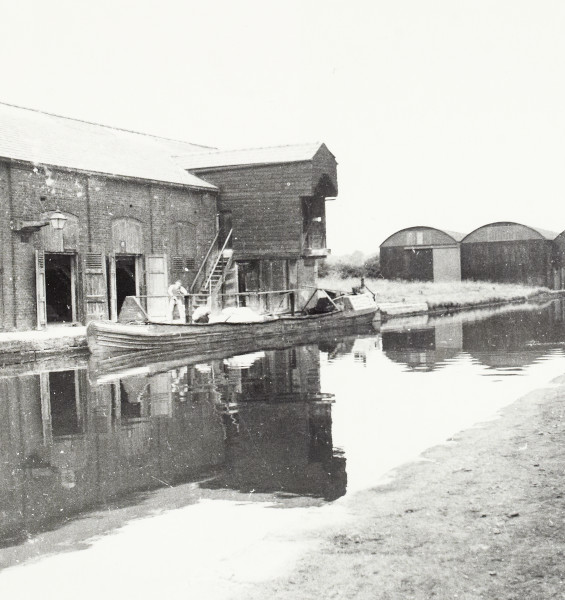 BW192-3-1-2-2-25 image BW192-3-1-2-2-25