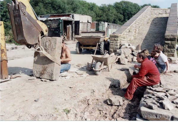 eb90_wallrep01_db image eb90_wallrep01_db