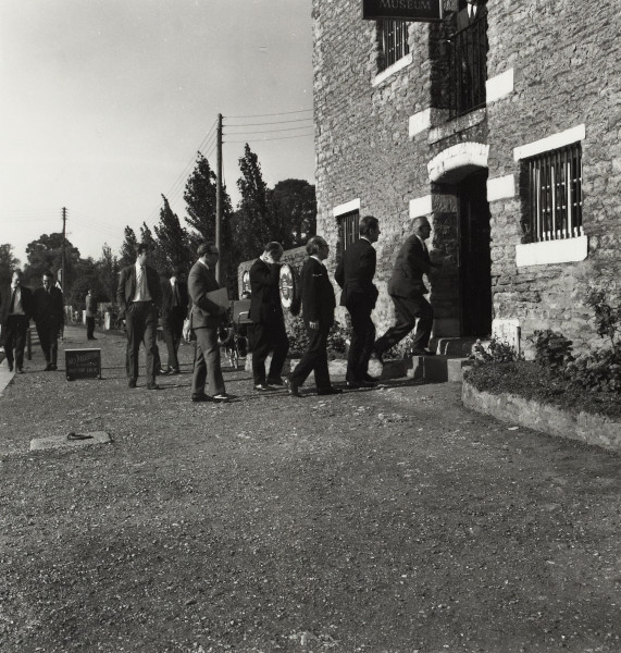 BW192-3-2-2-13-1-235 image BW192-3-2-2-13-1-235