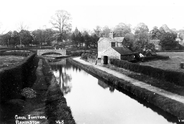 R0835 image R0835