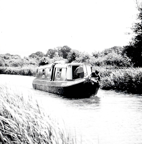 R0945 image R0945