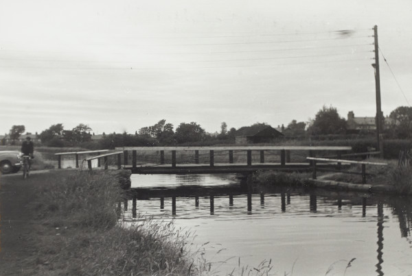 BW192-3-2-1-12-1-75 image BW192-3-2-1-12-1-75