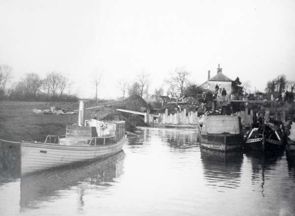 R0575 image R0575