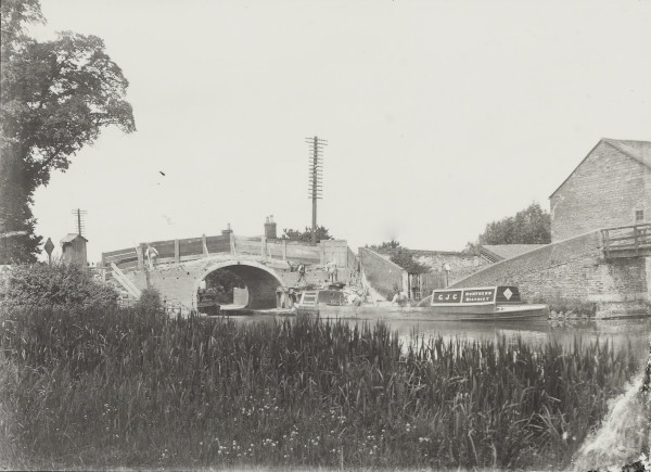 BW192-3-2-2-12-1-195 image BW192-3-2-2-12-1-195