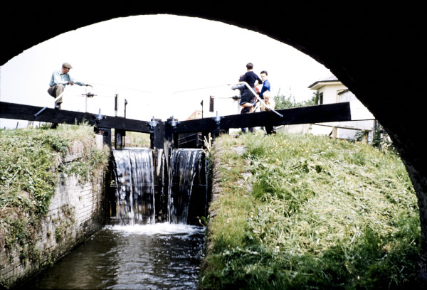 BW197-2-26-40-6 image BW197-2-26-40-6