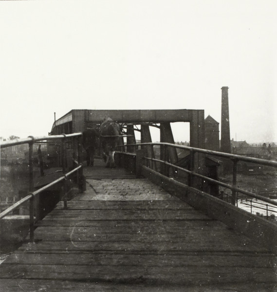 BW192-3-1-2-2-6 image BW192-3-1-2-2-6