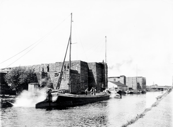R0746 image R0746