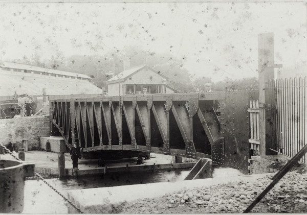 BW192-3-2-1-23-56 image BW192-3-2-1-23-56