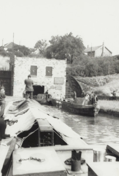 BW192-3-2-1-30-76 image BW192-3-2-1-30-76