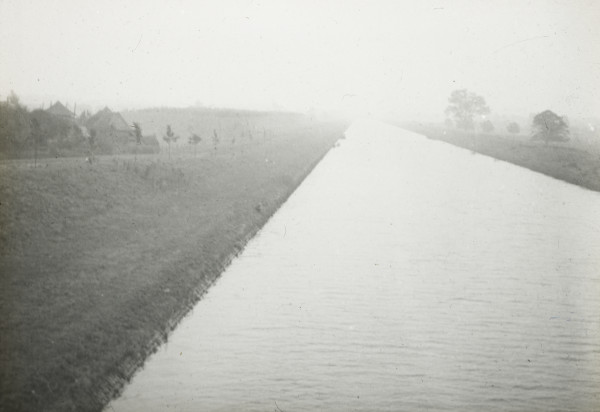 BW197-1-2-17 image BW197-1-2-17