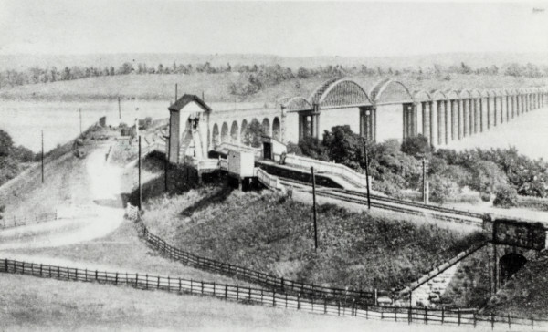 BW192-3-2-2-24-17 image BW192-3-2-2-24-17