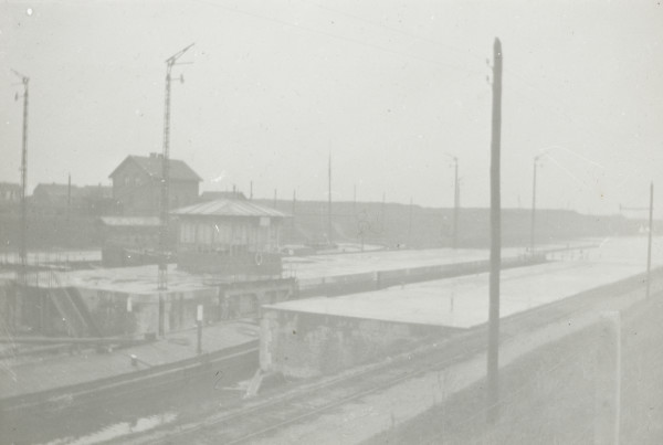 BW197-1-1-27 image BW197-1-1-27