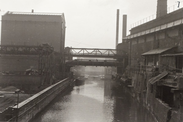 BW192-3-2-1-13-27 image BW192-3-2-1-13-27