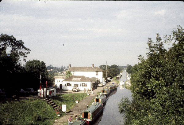 BW197-2-33-27 image BW197-2-33-27