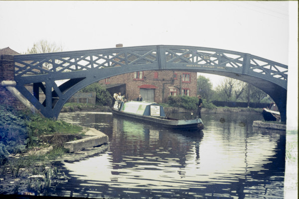 BW197-2-24-37 image BW197-2-24-37