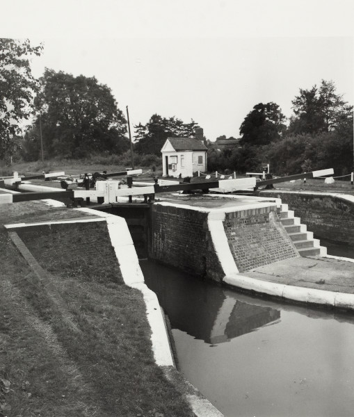 BW192-3-2-2-13-1-237 image BW192-3-2-2-13-1-237