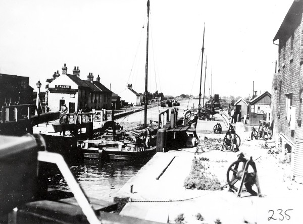 R0047 image R0047