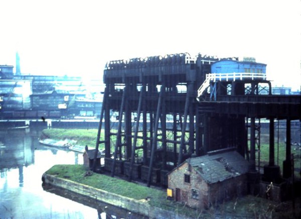 image crt-collinge-1 anderton boat lift (1)