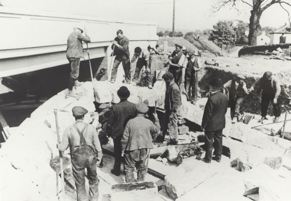 BW192-3-2-1-12-1-18 image BW192-3-2-1-12-1-18