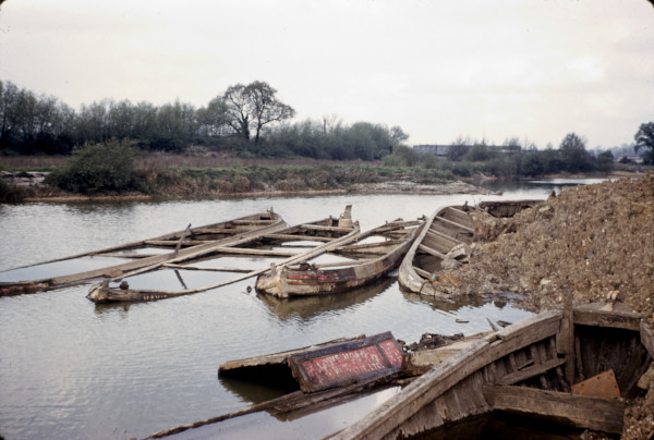 BW197-2-27-22-18 image BW197-2-27-22-18