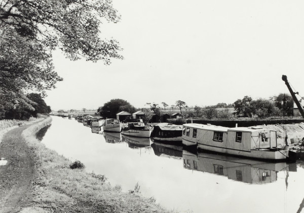 BW192-3-1-34-3-18 image BW192-3-1-34-3-18