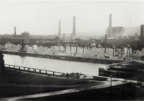 BW192-3-2-1-23-58 image BW192-3-2-1-23-58