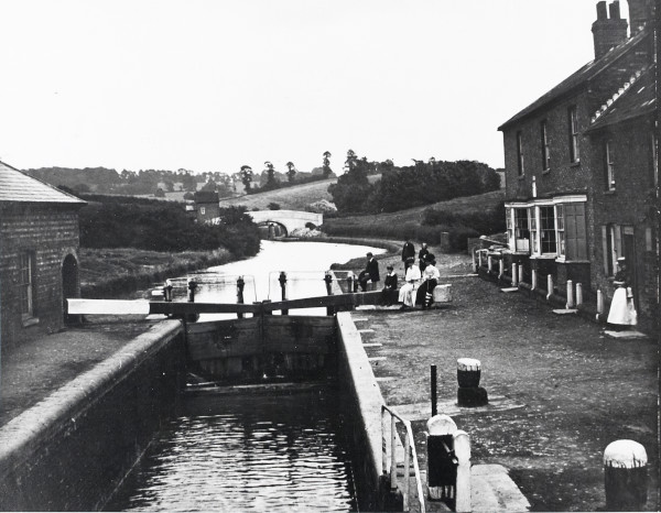 R0858 image R0858