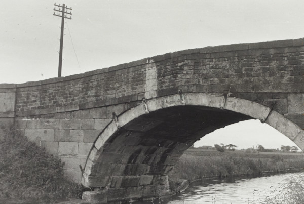 BW192-3-2-1-12-1-68 image BW192-3-2-1-12-1-68