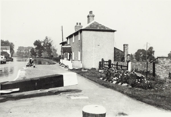 BW192-3-2-2-13-1-78 image BW192-3-2-2-13-1-78