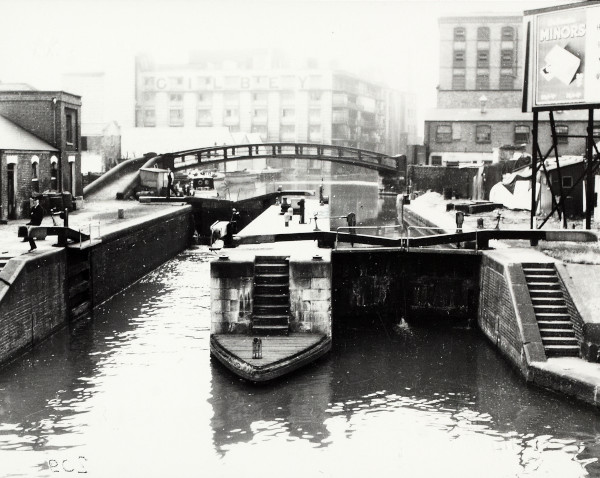 BW192-3-2-2-28-19 image BW192-3-2-2-28-19