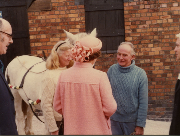 crt_qvisit_9 image crt_qvisit_9