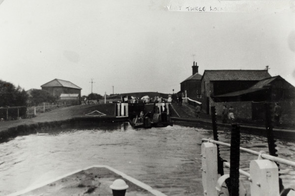 BW192-3-2-2-13-1-569 image BW192-3-2-2-13-1-569