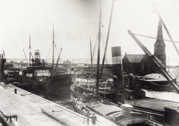 BW192-3-2-1-23-79 image BW192-3-2-1-23-79